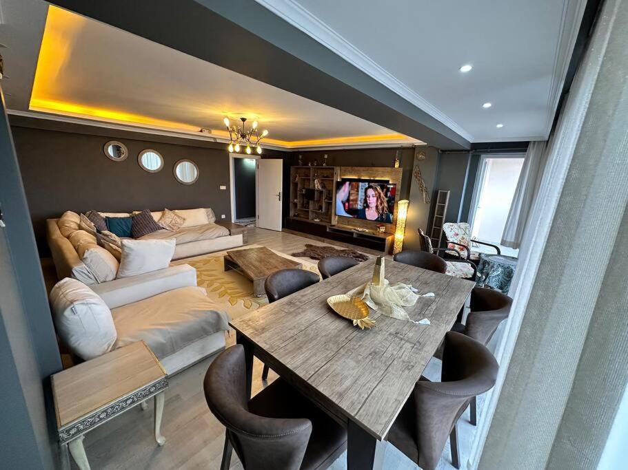 Akhome - Luxury Dublex Apartment